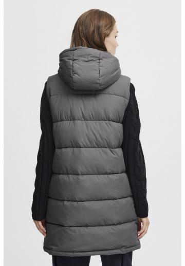 Длинный жилет