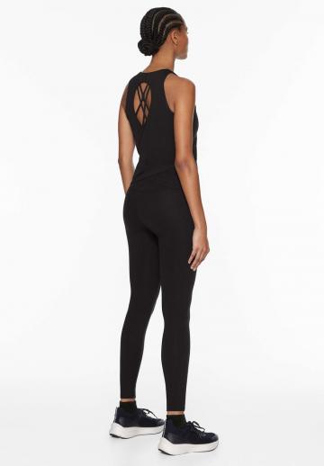 Спортивный топ