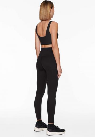 Спортивные штаны