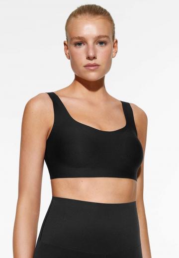 Спортивный бюстгальтер