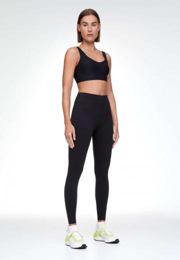 Спортивный бюстгальтер