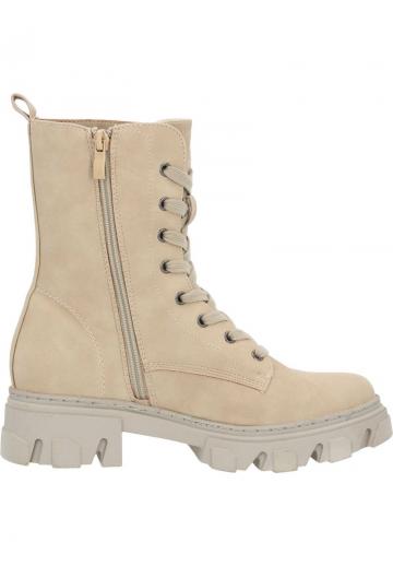 Ботинки на шнуровке