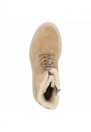 Ботинки на шнуровке