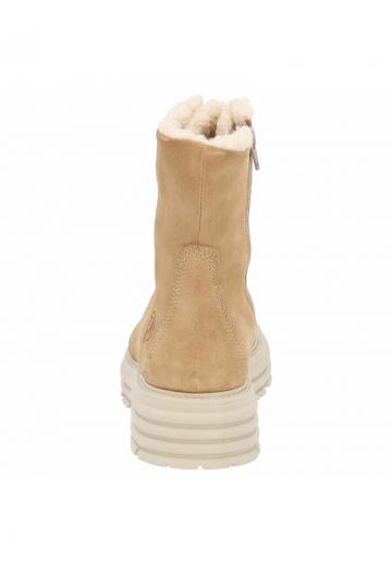 Ботинки на шнуровке