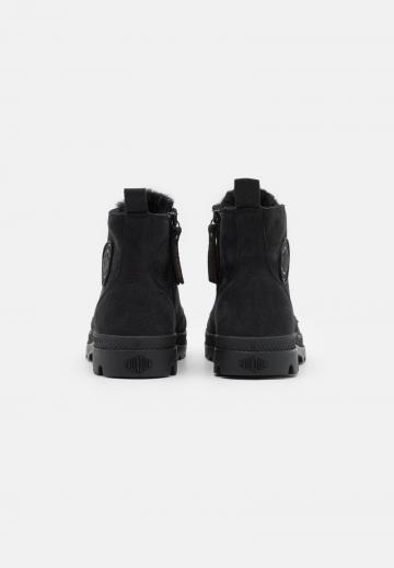 Зимние ботинки