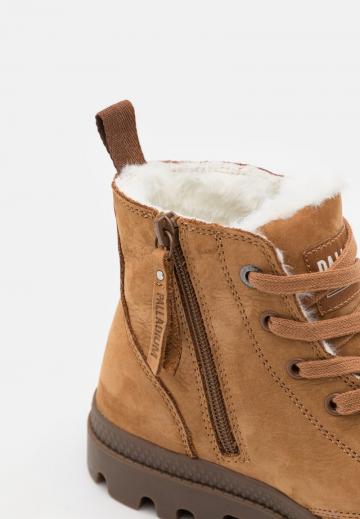 Зимние ботинки