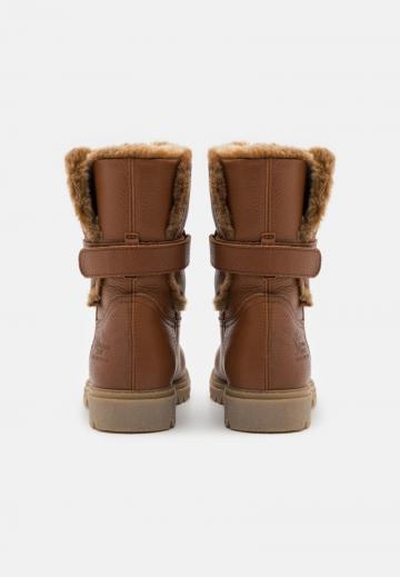 Зимние ботинки