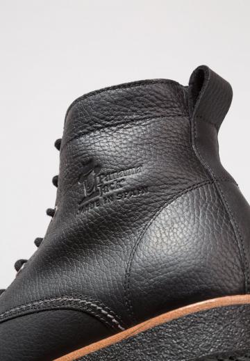 Зимние ботинки