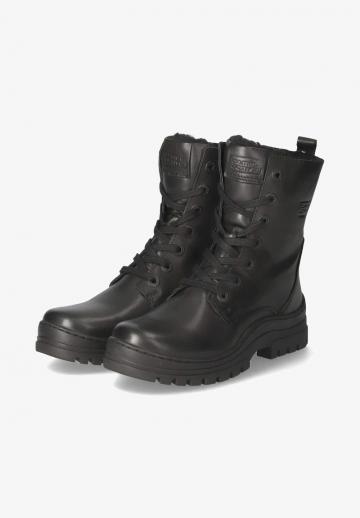 Зимние ботинки