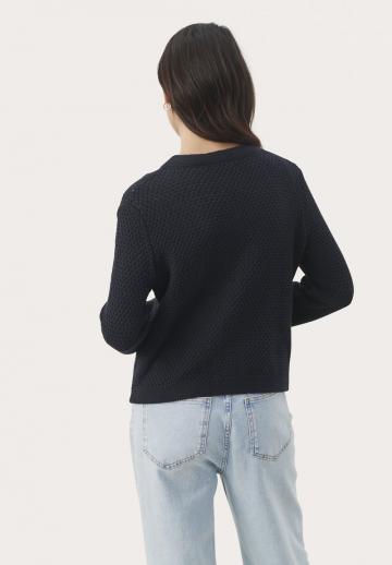 Вязаная кофта