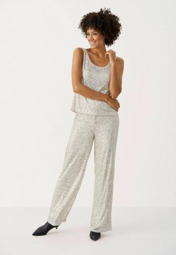 Блузка без рукавов