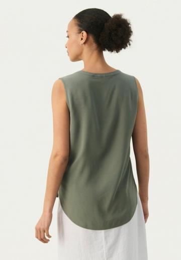 Длинный топ