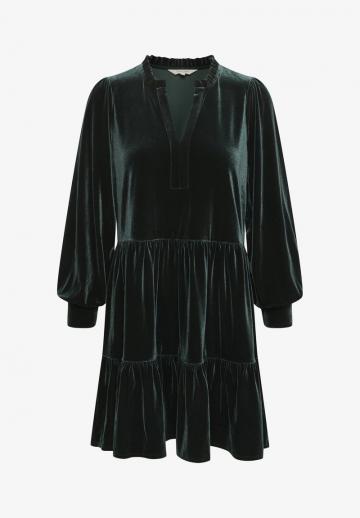 Короткое платье