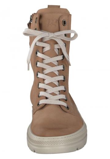 Ботинки на шнуровке