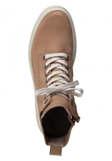 Ботинки на шнуровке