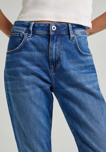 Свободные джинсы