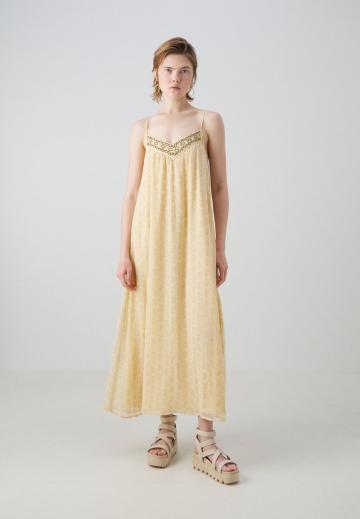 Летнее платье