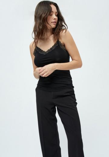 Топ на бретельках