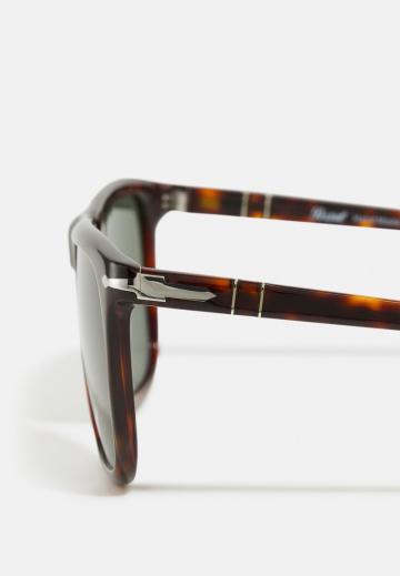 Солнечные очки