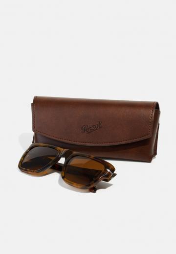 Солнечные очки