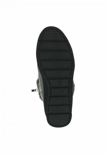 Зимние ботинки