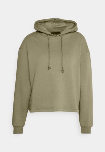 Пуловер с капюшоном