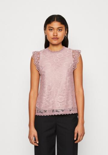 Кружевная блузка