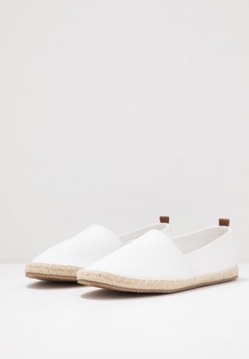 Спортивные балетки