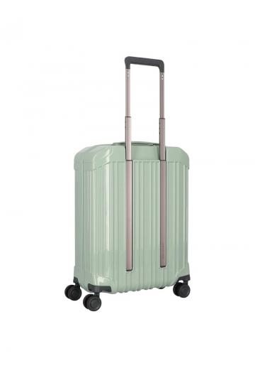 Чемодан на колесах