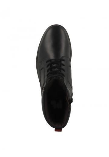 Ботинки на шнуровке