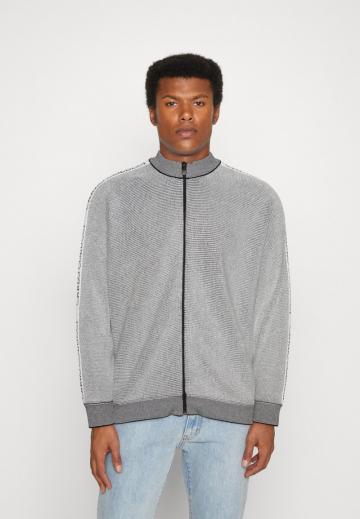 Длинный кардиган