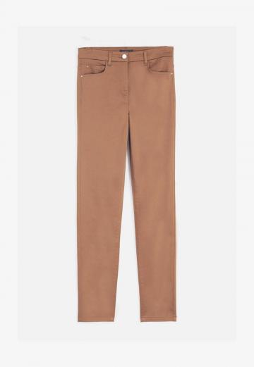 Короткие джинсы