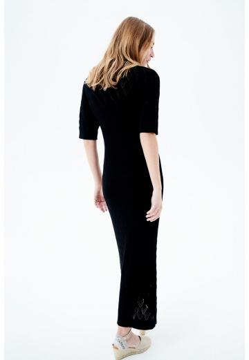 Вязаное платье