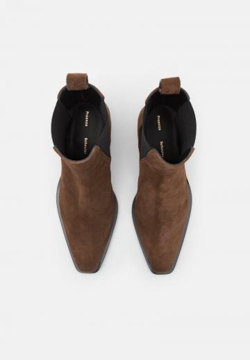 Ботинки челси