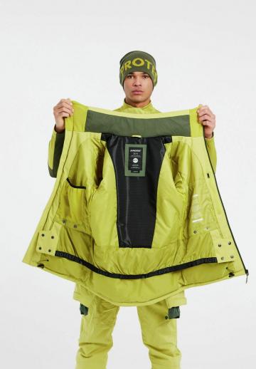 Сноубордическая куртка