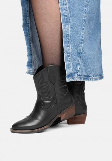 Ковбойские сапожки