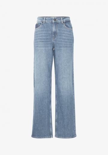 Свободные джинсы