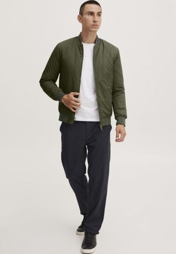 Куртка бомбер