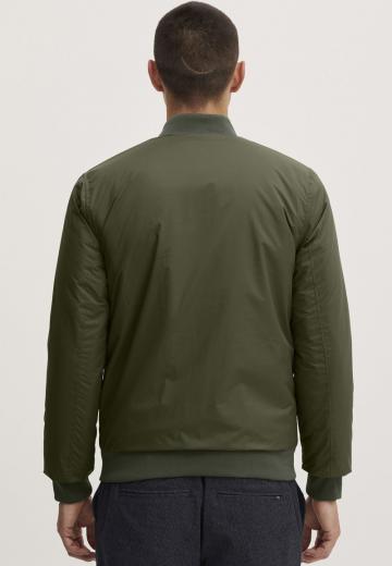 Куртка бомбер