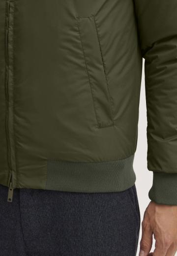 Куртка бомбер