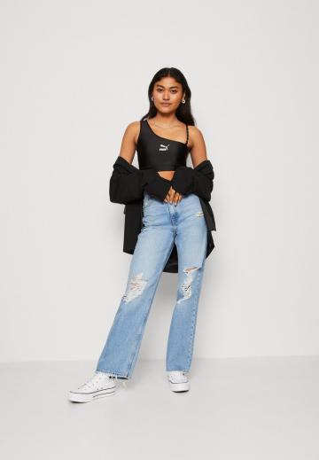 Топ на бретельках