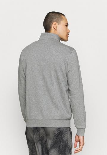 Спортивная кофта