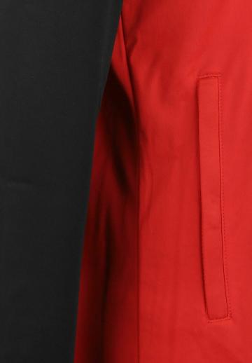 Спортивная куртка