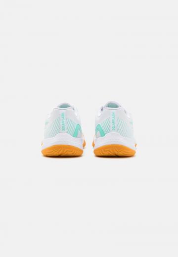 Кроссовки для зала