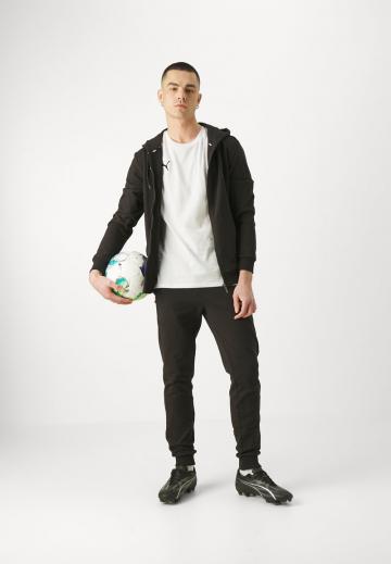 Спортивная кофта