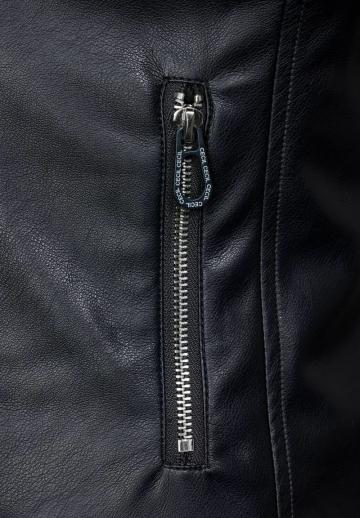 Байкерская куртка