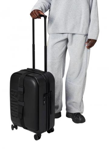 Чемодан на колесах