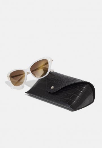 Солнечные очки