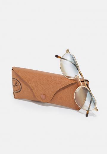 Солнечные очки