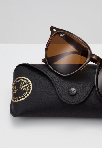 Солнечные очки